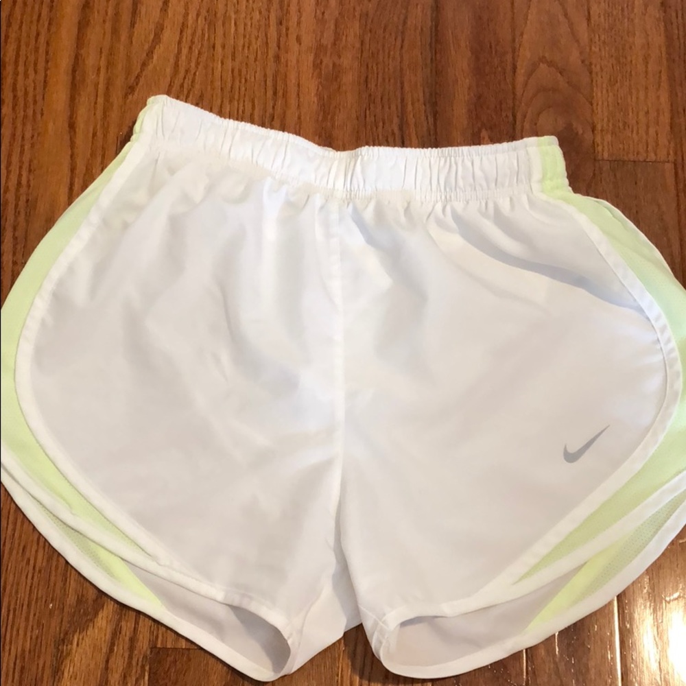 brand new Nike tempo shorts